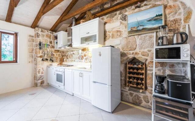 Villa Stone-Exceptional private Estate