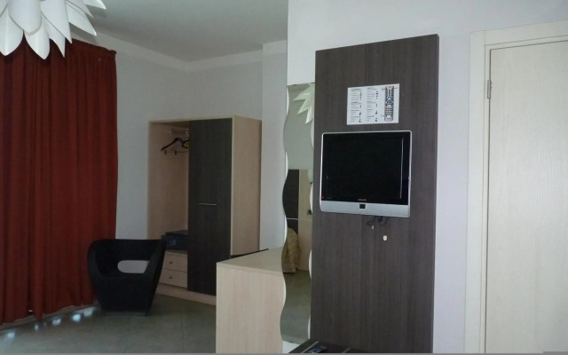 Hotel Lux Modena
