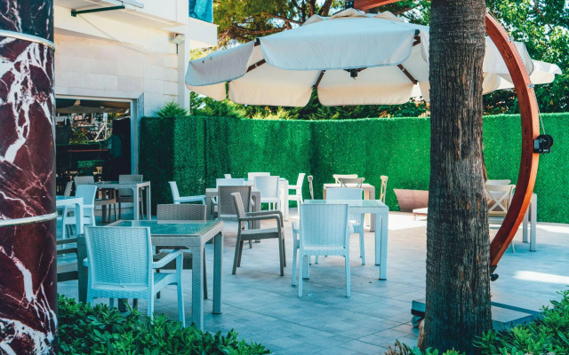 Grand Sahin's Hotel