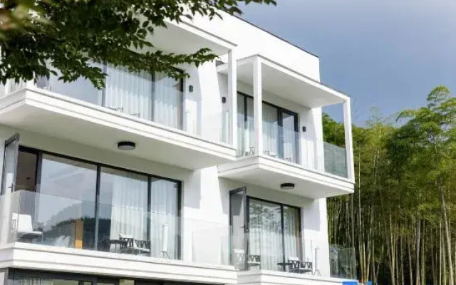 YUNXI Designer Hot Spring Homestay