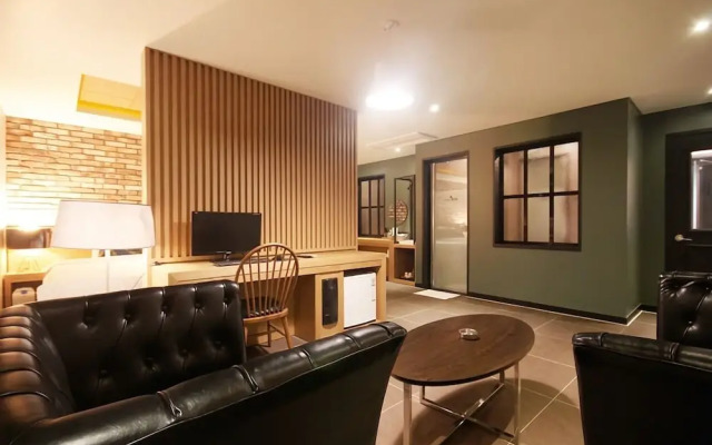 HOTEL Able