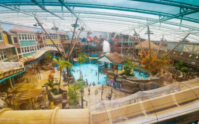 Splash Landings Hotel