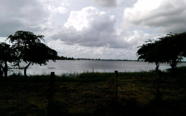 Hotel Lakeside