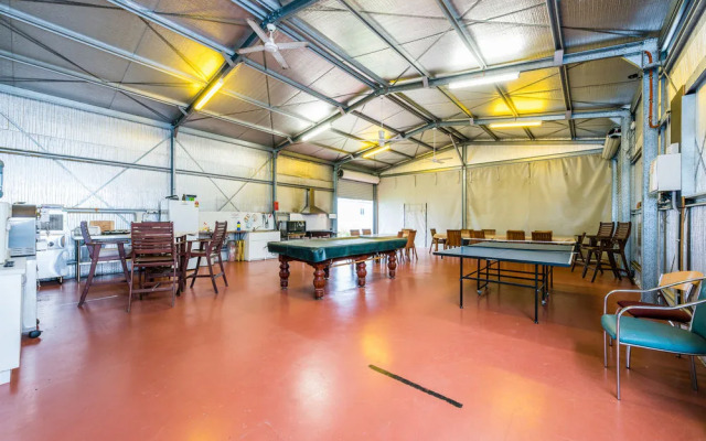 Cypress Pines Studio Villas