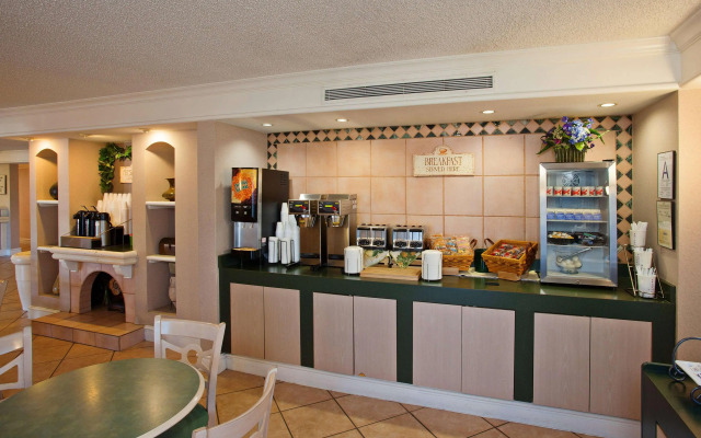 Super 8 by Wyndham San Bernardino