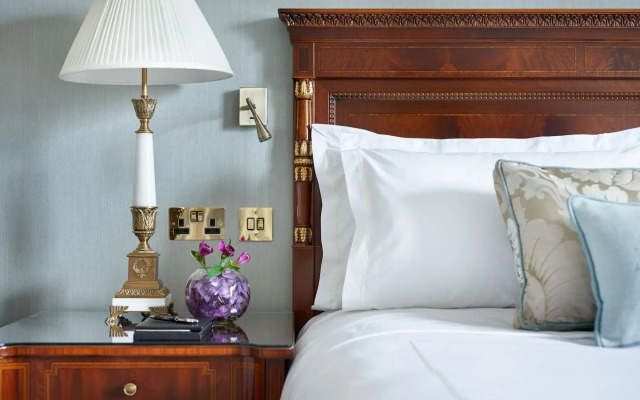 The Shelbourne, Autograph Collection