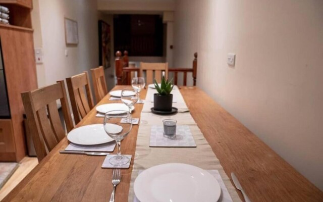 3-bed Apartment 5 Mins Walk to Boscombe Beach