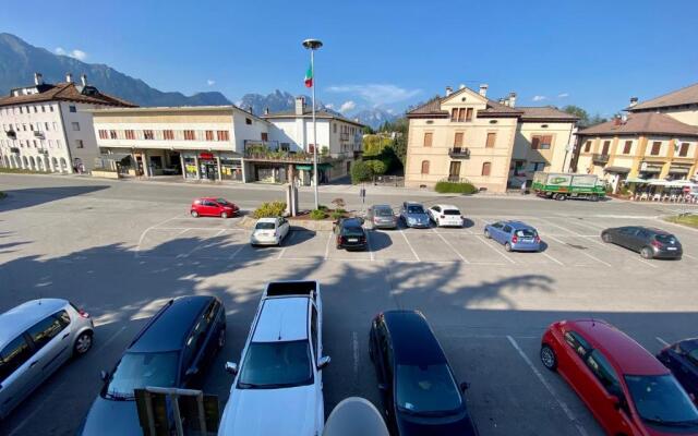 BRIBANO HOSTEL & bike sharing-workers and tourists hospitality