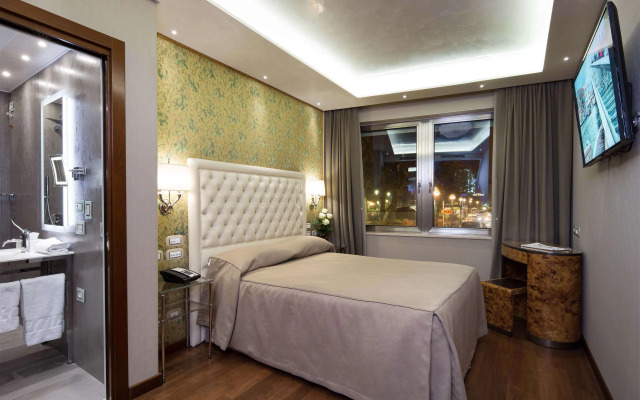 Santa Chiara Hotel