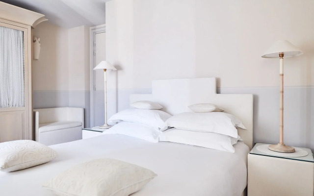 Monsieur George Hotel & Spa – Champs Elysées