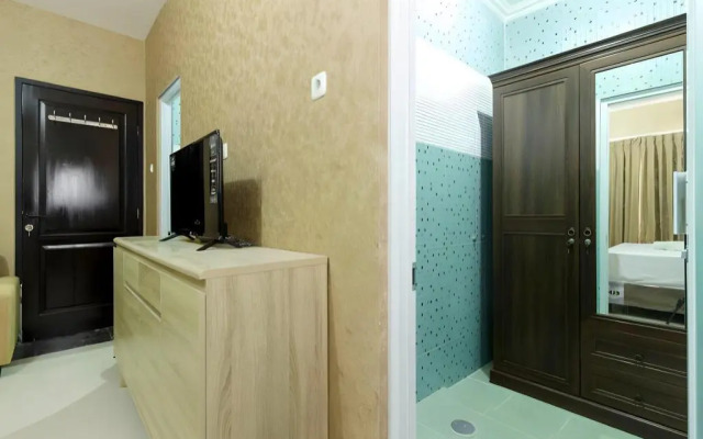 RedDoorz Plus @ Cipete Damai