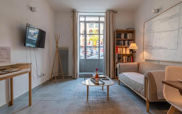 APPARTEMENT T2 SPACIEUX ET COSY - HYPER-CENTRE - FREE WIFI - 2 pers