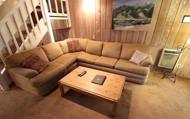 Summit #44 3 Bedroom Condo