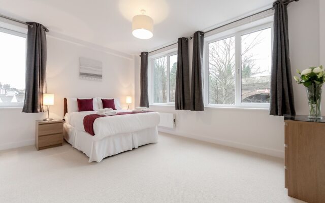 Roomspace Apartments -Nouvelle House