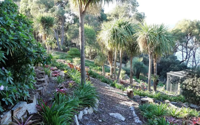 THE LOFT @ Bay of Fires Seascape