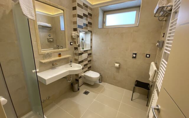 Integrated Hotel Arbia - Villa Magdalena