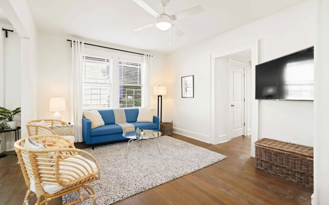 800 Furnished Apartments