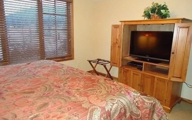 Golden Bench Townhome 7 - One Bedroom Townhome