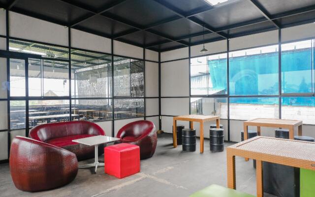 OYO 1468 SM House