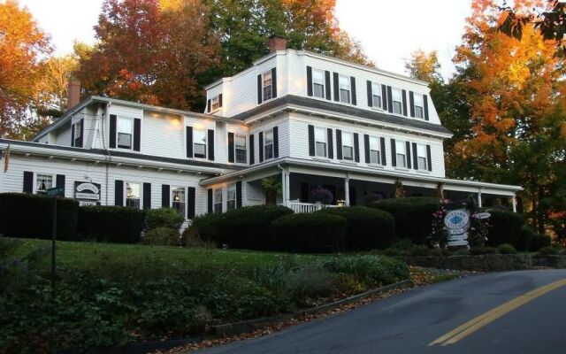 Yardarm Village Inn
