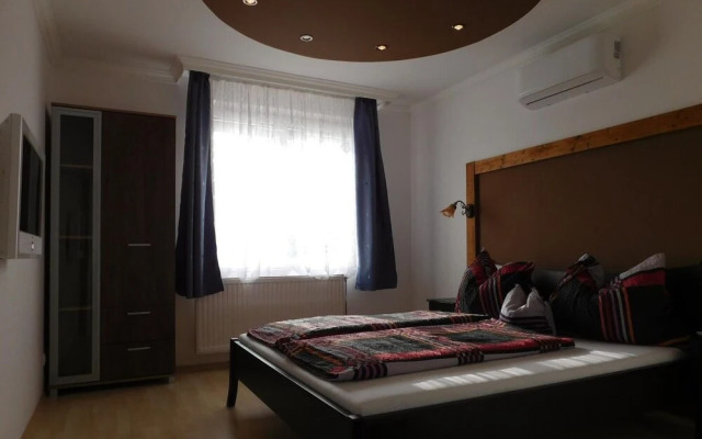 Sunrise Apartmanház