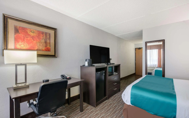 Best Western Waukesha Grand