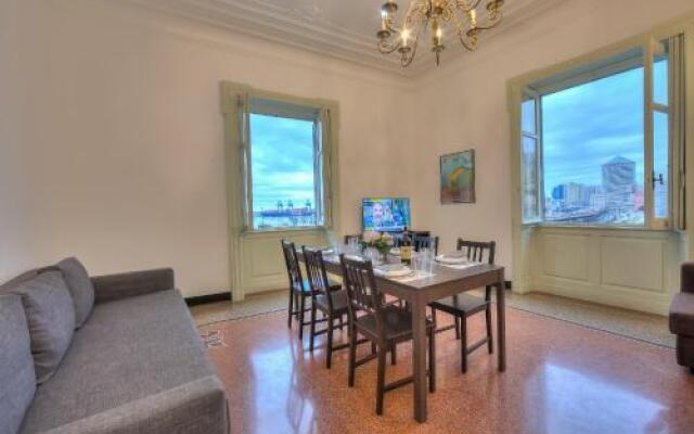 Flat 4 bedrooms 2 bathrooms - Genoa