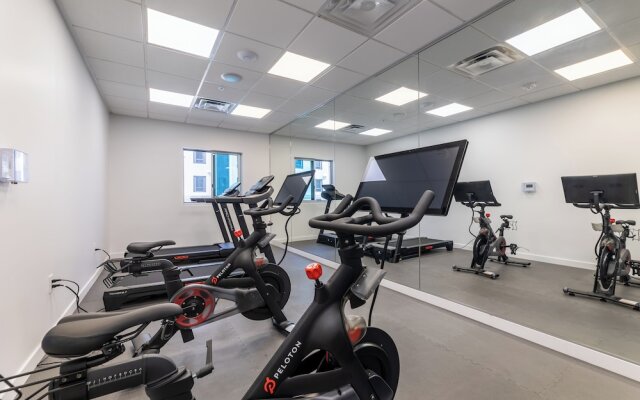 Hotel Mai Downtown Long Beach