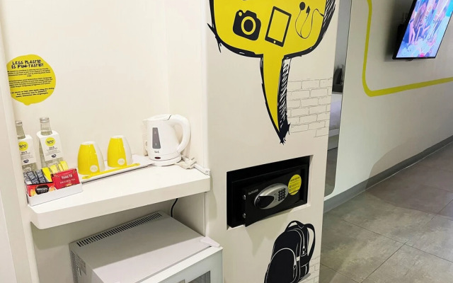 Yello Hotel Paskal Bandung