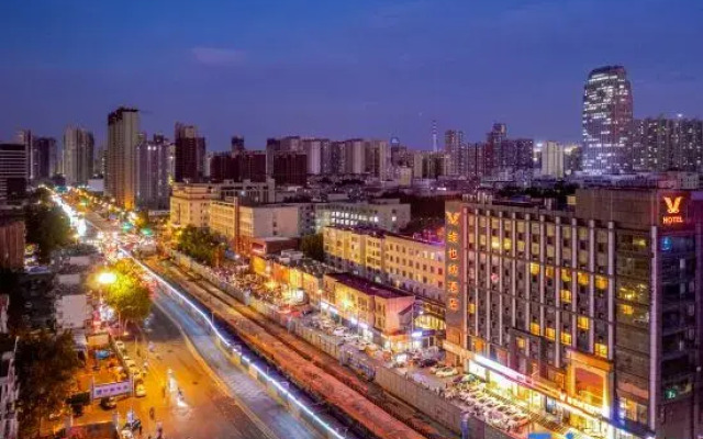 Vienna Hotel (Jinan Huayuan Road )