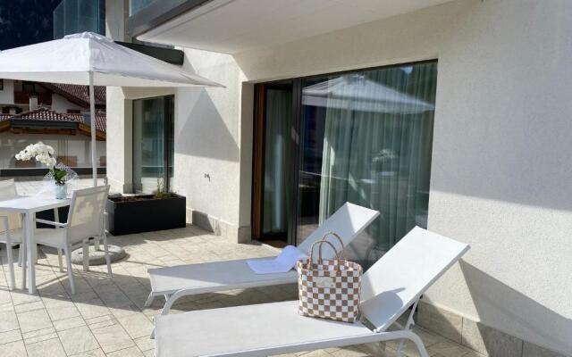 Dolomeet Boutique Hotel