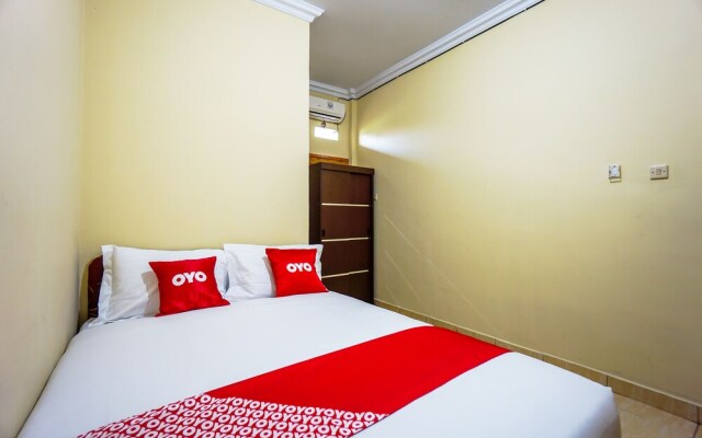 A2b Residence by OYO Rooms
