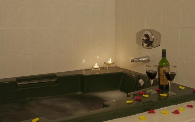 Americas Best Value Inn & Suites Wine Country