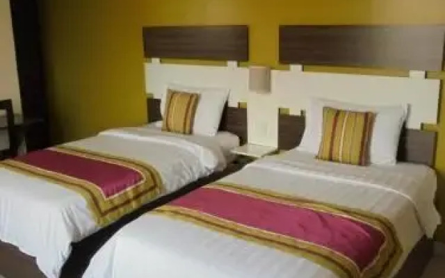 Magharibi Suites Hotel