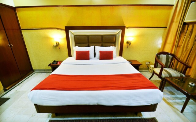 OYO 7219 Corporate Inn