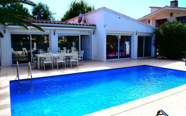 333-casa con Piscina Privada,cerca Playa