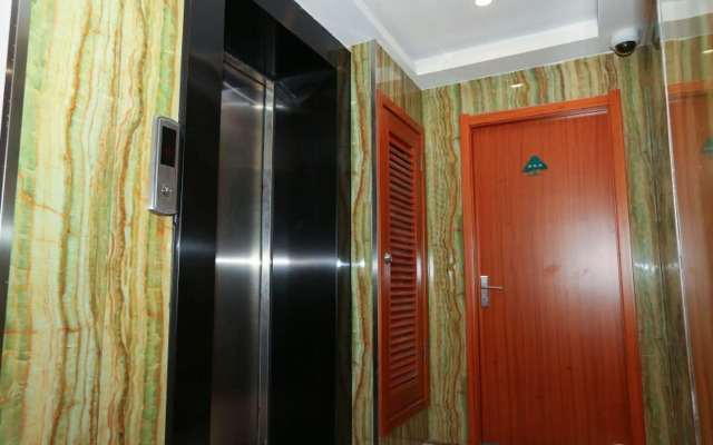 Vatica Shanghai Jinshan District Jinshan Guojishangmaocheng Weihong Road Hotel