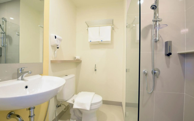 Hop Inn Hotel Aseana City Manila