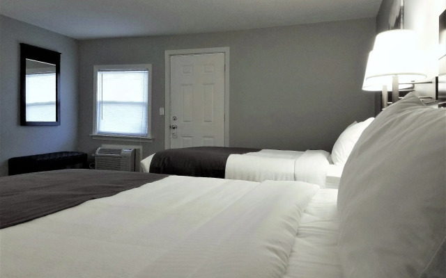 Mt Madison Inn & Suites