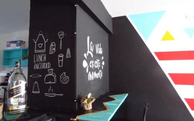 De la Costa Hostel