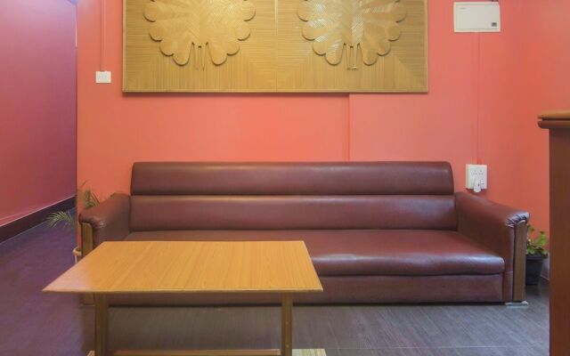 Oyo 14874 Live Inn Guest House