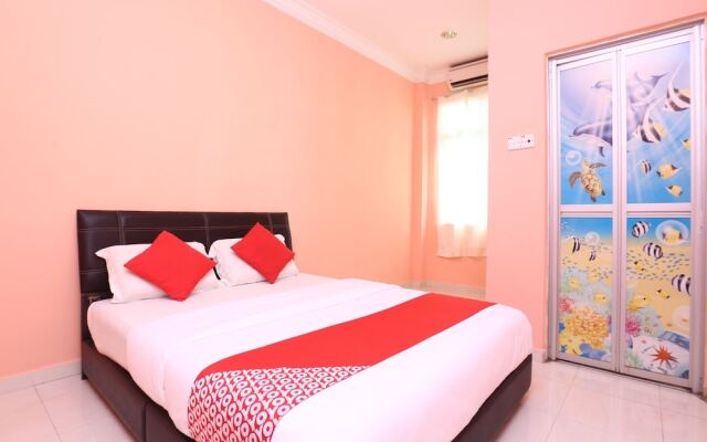 OYO 89556 Sa Villa Holiday Inn