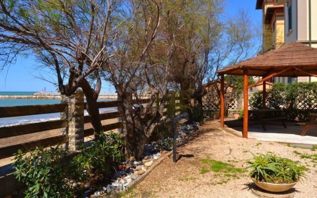 Historic Holiday Home in San Vincenzo near Beach