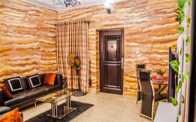 Tobby Royal Suites