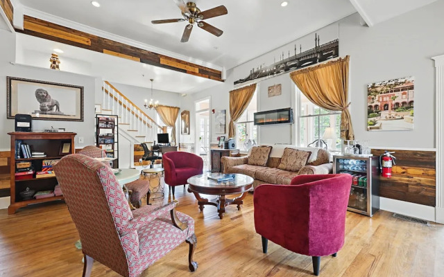 Carriage Way Centennial