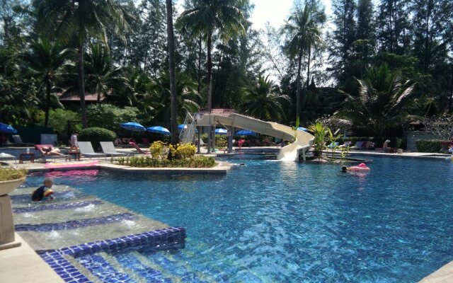 Palm Galleria Resort