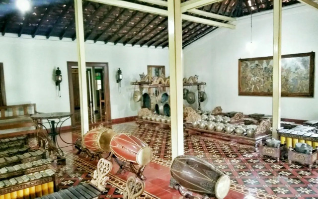Omah Pitoe Guest House