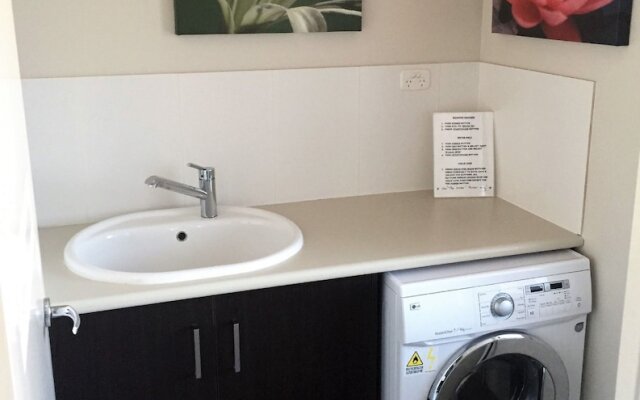 Cypress Waterview Spa Apartment - 37B