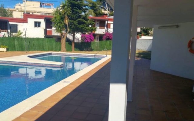 Apartment with 4 Bedrooms in Salou, with Shared Pool And Balcony