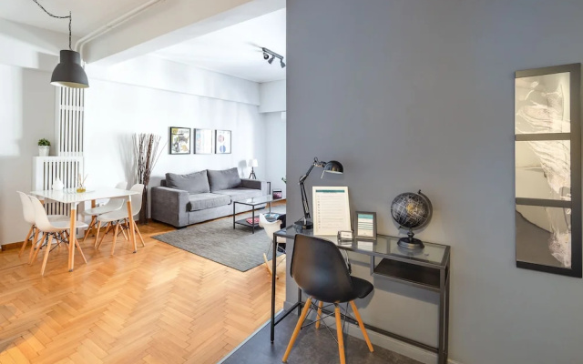 UPSTREET Modern Downtown Flat -Acropolis